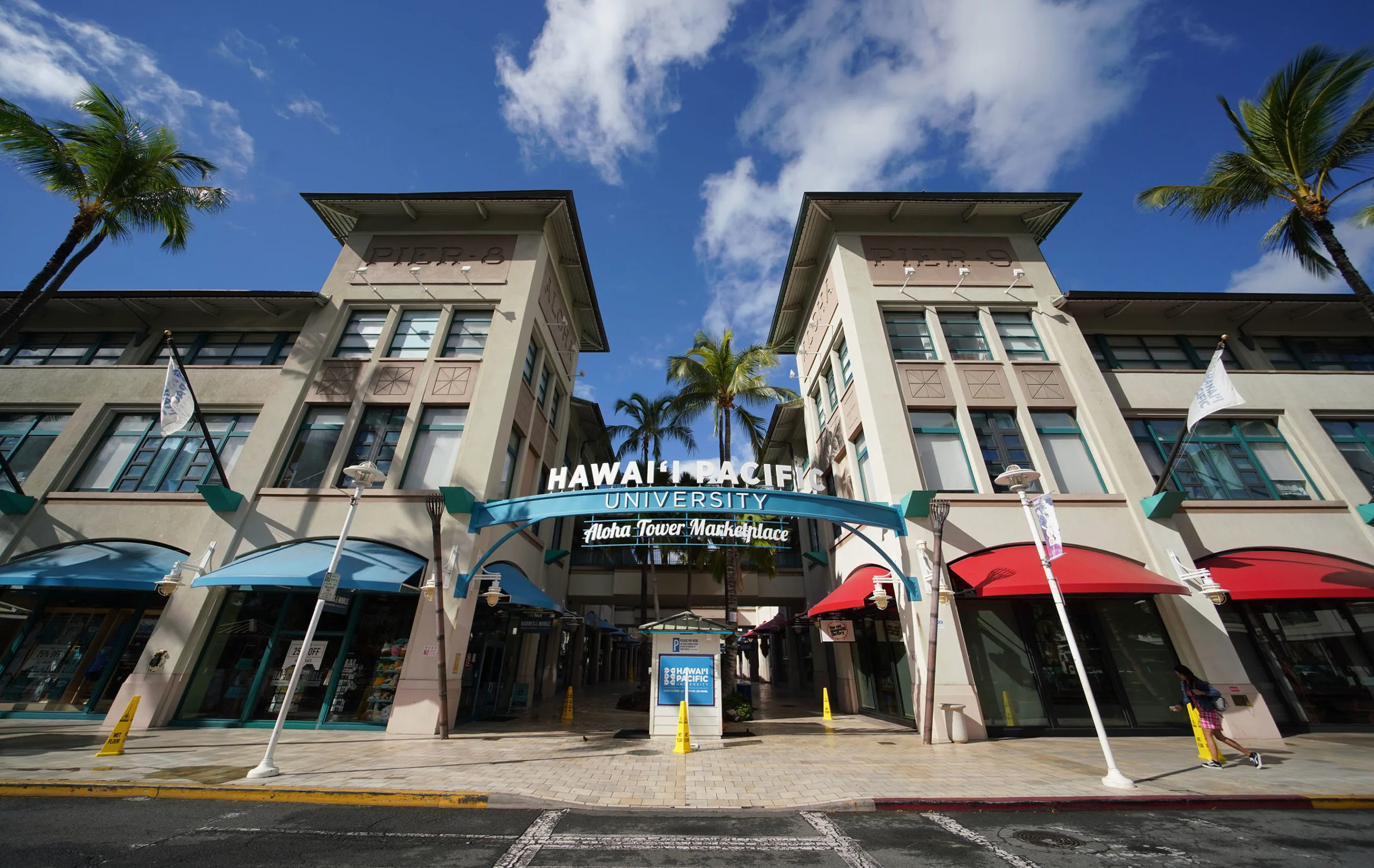 Hawaii Pacific University Aloha Tower Marketplace Front Entrance Scaled 1.webp