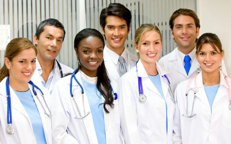 10 Best Medicine Scholarships in UK