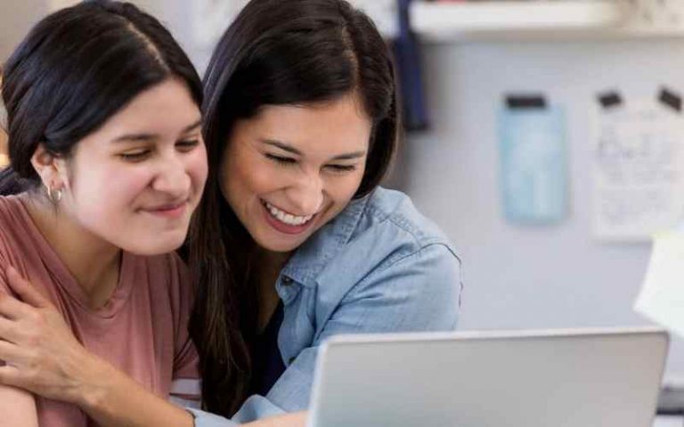 $1,000 Gen and Kelly Tanabe Scholarship