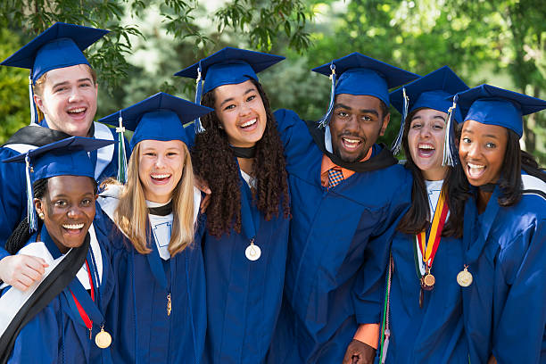 15 Scholarships Positions Opportunities for International students
