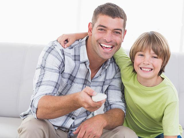 5 Scholarships for Dads