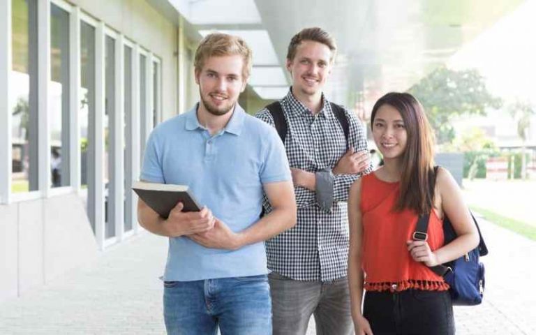 Okanagan College Admission, Scholarships