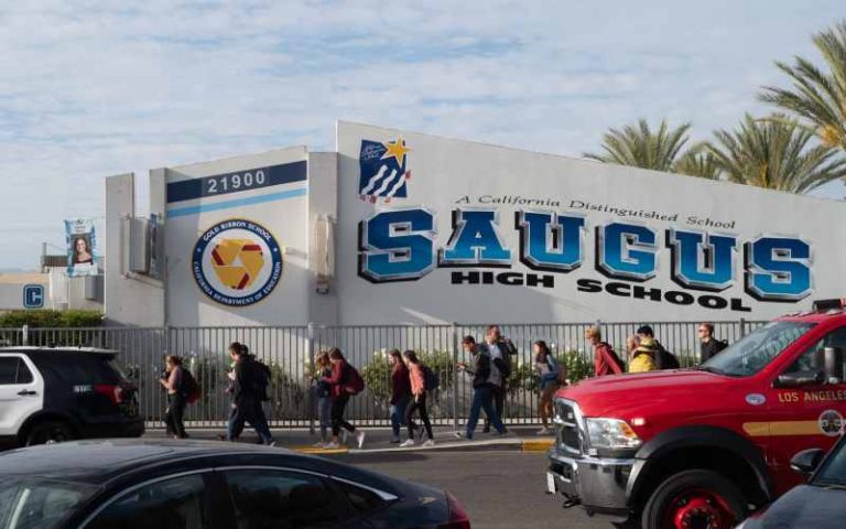 Saugus High School Reviews