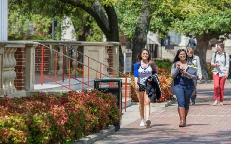 TWU Scholarships for USA Female Students