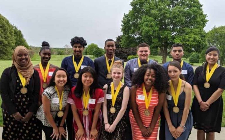 The Full Ride Lois Dale Scholarship Award