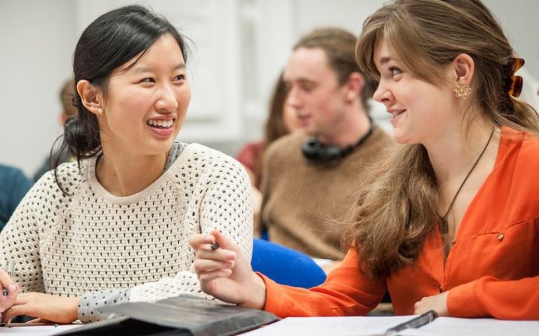 25 Undergraduate Scholarships for Social Science Students