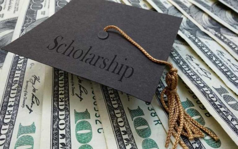 John and Abigail Adams Scholarship 2024