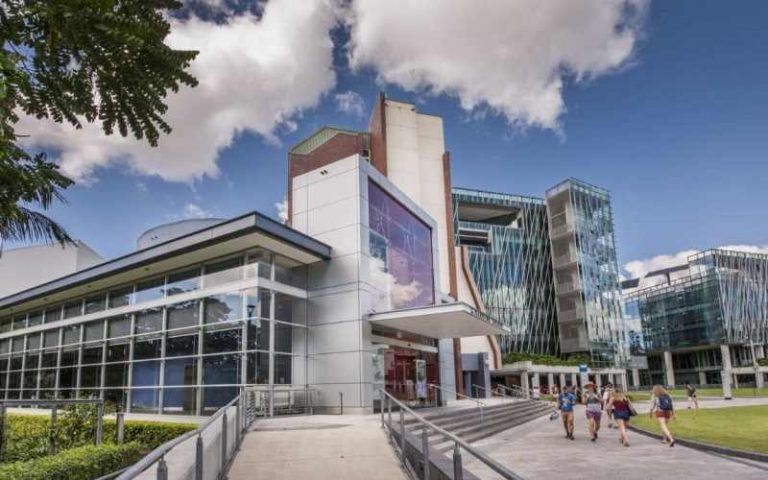 QUT CPIE Undergraduate Scholarship in Australia