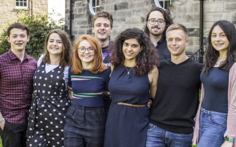 University of Dundee Alumni Scholarship