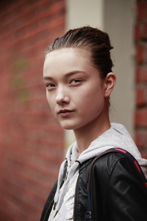 Yumi Lambert