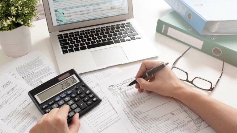 Colleges that Offer ICB Courses – A Detailed Guide