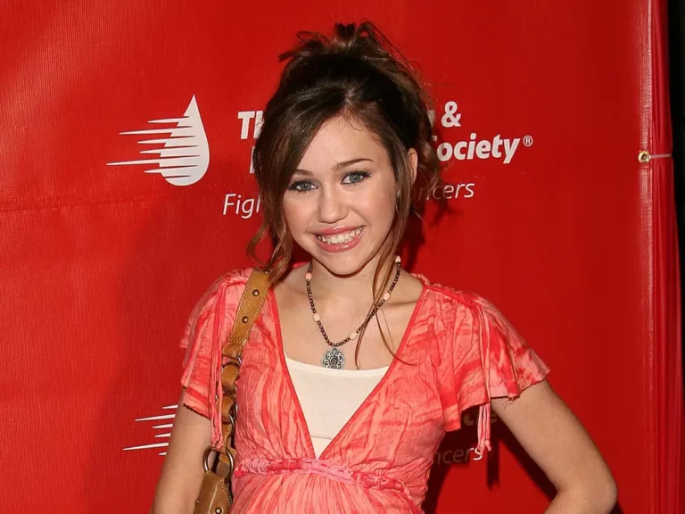how old is Miley Cyrus?
